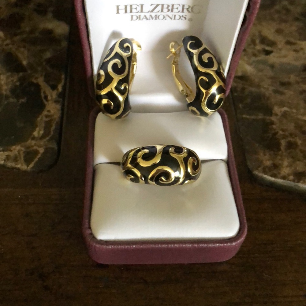 Ring and earrings